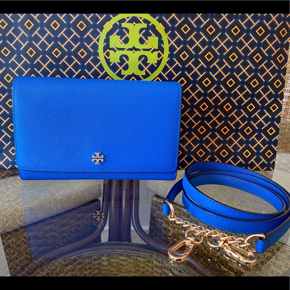 ⭐️SOLD⭐️ Tory Burch Emerson Wallet with Chain